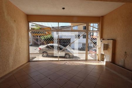 Casa para alugar com 120m², 3 quartos e 2 vagasÁrea Externa