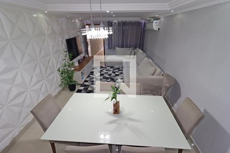 Sala de casa à venda com 3 quartos, 150m² em Utinga, Santo André