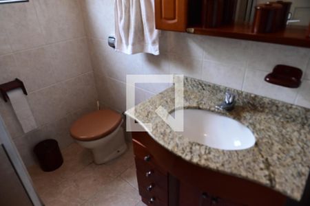 Casa para alugar com 70m², 2 quartos e 4 vagasBanheiro