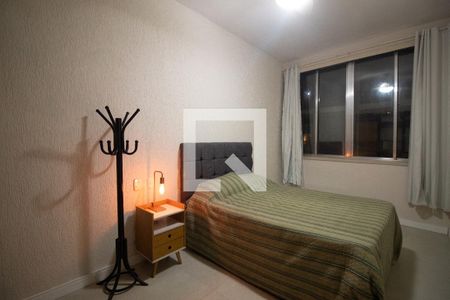 Quarto 2 de apartamento à venda com 4 quartos, 150m² em Copacabana, Rio de Janeiro