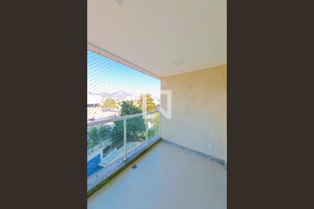 Apartamento para alugar com 80m², 3 quartos e 1 vaga Apartamento para alugar com 80m², 3 quartos e 1 vagaVaranda