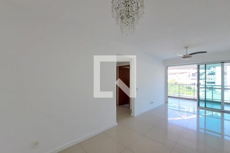 Apartamento para alugar com 80m², 3 quartos e 1 vaga Apartamento para alugar com 80m², 3 quartos e 1 vagaSala