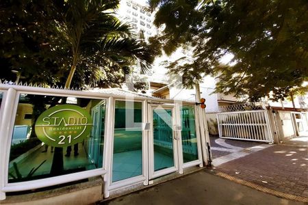 Apartamento para alugar com 80m², 3 quartos e 1 vaga Apartamento para alugar com 80m², 3 quartos e 1 vagaFachada