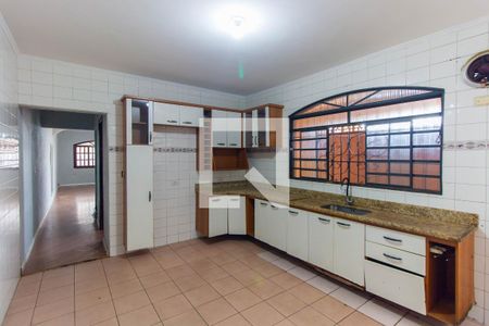 Casa à venda com 130m², 3 quartos e 1 vaga Casa à venda com 130m², 3 quartos e 1 vagaCozinha