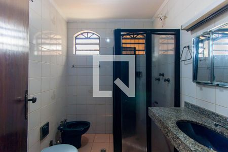 Casa à venda com 130m², 3 quartos e 1 vaga Casa à venda com 130m², 3 quartos e 1 vagaBanheiro Social