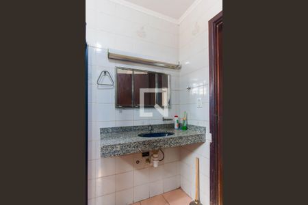 Casa à venda com 130m², 3 quartos e 1 vaga Casa à venda com 130m², 3 quartos e 1 vagaBanheiro Social