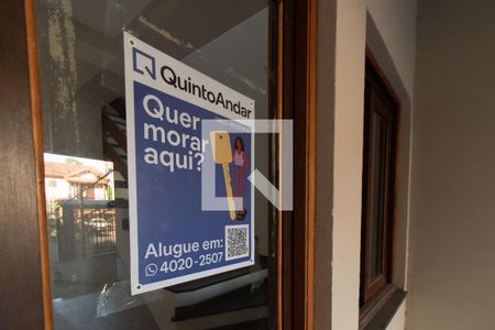 Casa à venda com 169m², 3 quartos e 2 vagasFachada