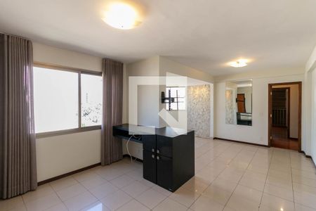 Sala de apartamento para alugar com 3 quartos, 102m² em São Lucas, Belo Horizonte