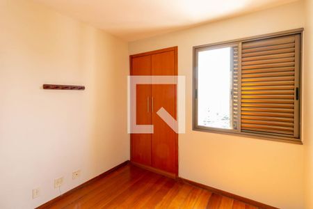 Quarto 1 de apartamento para alugar com 3 quartos, 102m² em São Lucas, Belo Horizonte