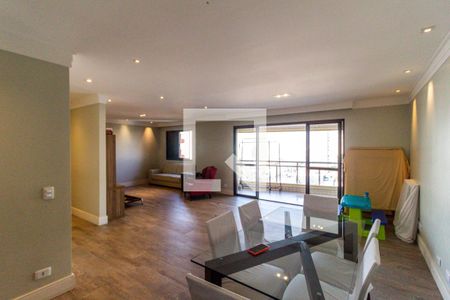 Sala de apartamento à venda com 3 quartos, 167m² em Vila Deodoro, São Paulo