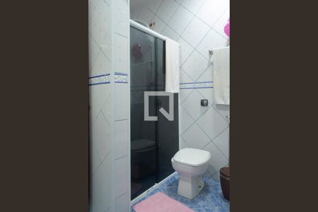 Casa à venda com 500m², 4 quartos e 3 vagas Casa à venda com 500m², 4 quartos e 3 vagasBanheiro Quarto 2