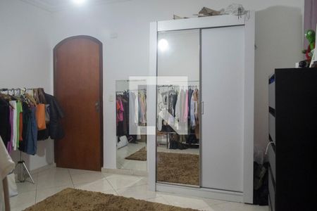 Casa à venda com 500m², 4 quartos e 3 vagas Casa à venda com 500m², 4 quartos e 3 vagasQuarto 3