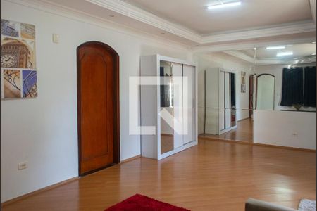 Casa à venda com 500m², 4 quartos e 3 vagas Casa à venda com 500m², 4 quartos e 3 vagasQuarto 4