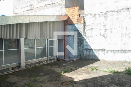 Casa à venda com 500m², 4 quartos e 3 vagas Casa à venda com 500m², 4 quartos e 3 vagasQuintal