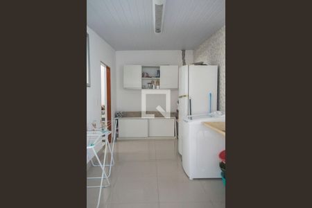 Casa à venda com 500m², 4 quartos e 3 vagas Casa à venda com 500m², 4 quartos e 3 vagasÁrea de Serviço