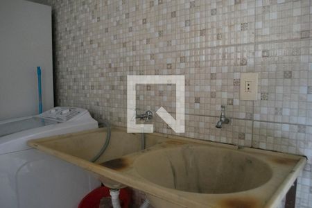 Casa à venda com 500m², 4 quartos e 3 vagas Casa à venda com 500m², 4 quartos e 3 vagasÁrea de Serviço
