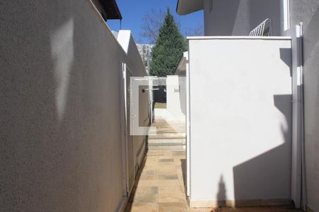 Casa à venda com 360m², 4 quartos e 4 vagasÁrea Comum