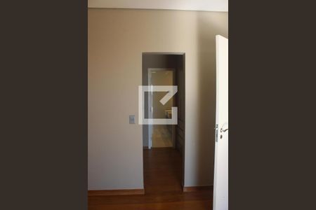 Casa à venda com 360m², 4 quartos e 4 vagasQuarto