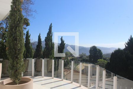 Casa à venda com 360m², 4 quartos e 4 vagasVaranda