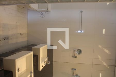 Casa à venda com 360m², 4 quartos e 4 vagasBanheiro