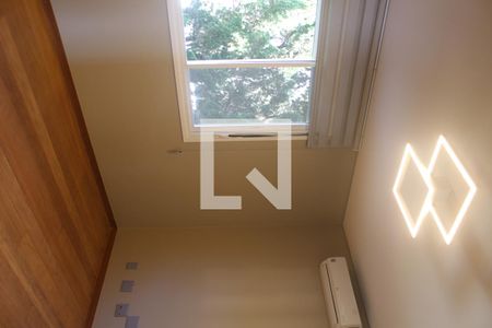 Casa à venda com 360m², 4 quartos e 4 vagasQuarto