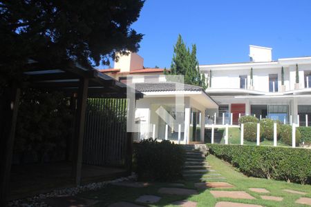 Casa à venda com 360m², 4 quartos e 4 vagasFachada