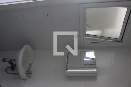 Casa à venda com 360m², 4 quartos e 4 vagasBanheiro