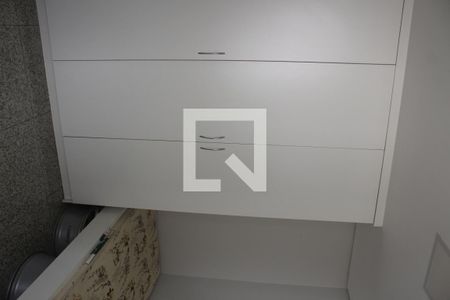 Casa à venda com 360m², 4 quartos e 4 vagasQuarto de Serviço