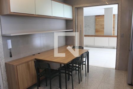 Casa à venda com 360m², 4 quartos e 4 vagasCozinha