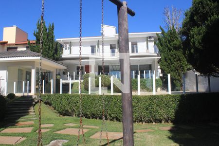 Casa à venda com 360m², 4 quartos e 4 vagasFachada