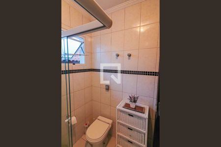 Casa de condomínio à venda com 240m², 3 quartos e 2 vagas Casa de condomínio à venda com 240m², 3 quartos e 2 vagasBanheiro Social