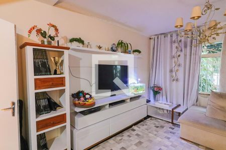 Sala de casa de condomínio à venda com 3 quartos, 240m² em Vila Lageado, São Paulo