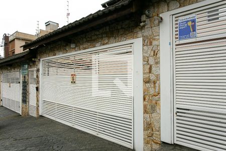 Casa de condomínio à venda com 88m², 3 quartos e 2 vagas Casa de condomínio à venda com 88m², 3 quartos e 2 vagasFachada do Condomínio