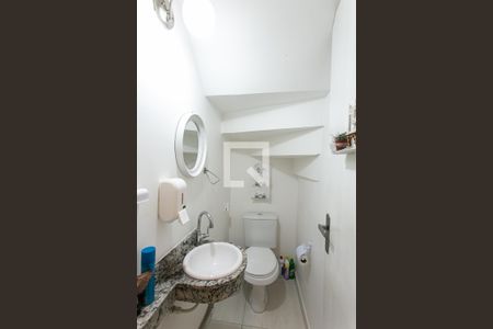 Casa de condomínio à venda com 88m², 3 quartos e 2 vagas Casa de condomínio à venda com 88m², 3 quartos e 2 vagasLavabo