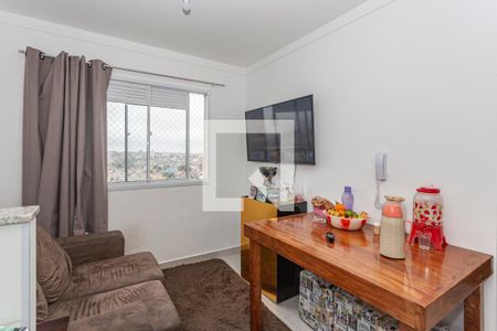 Sala de apartamento para alugar com 2 quartos, 32m² em Parque Fongaro, São Paulo