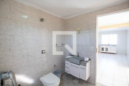 Casa à venda com 380m², 2 quartos e sem vagaBanheiro 2