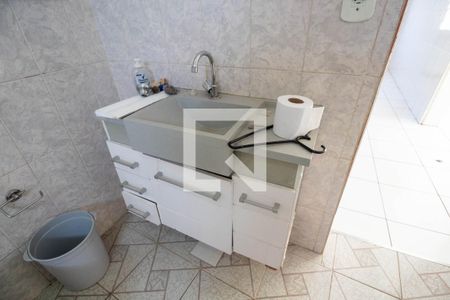 Casa à venda com 380m², 2 quartos e sem vagaBanheiro 2