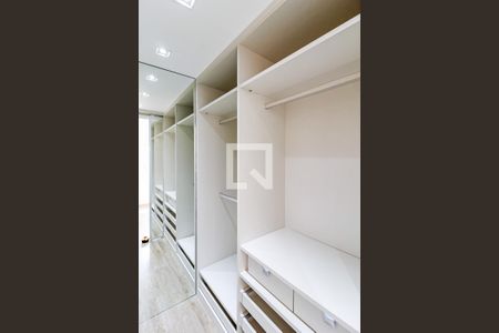 Apartamento para alugar com 138m², 4 quartos e 2 vagasCloset Suíte 2