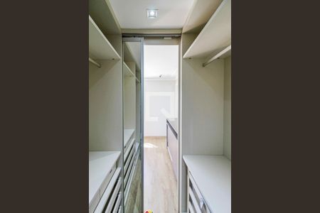 Apartamento para alugar com 138m², 4 quartos e 2 vagasCloset Suíte 2