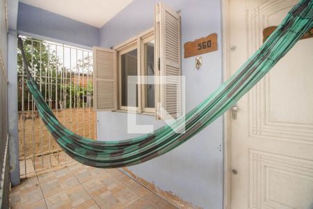 Sala - Varanda de casa para alugar com 2 quartos, 380m² em Rubem Berta, Porto Alegre