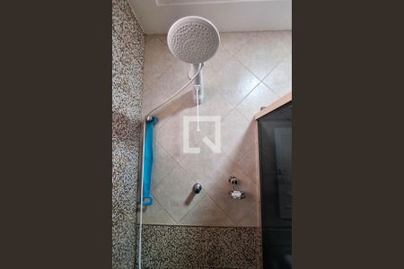 Casa à venda com 320m², 4 quartos e 3 vagas Casa à venda com 320m², 4 quartos e 3 vagasBanheiro Social