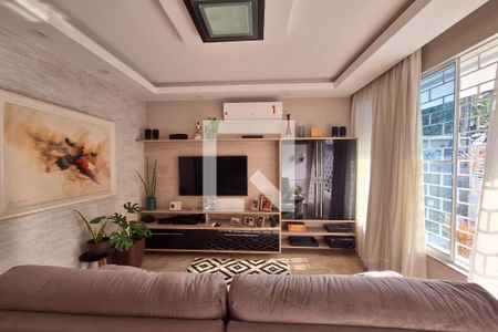 Sala de casa à venda com 4 quartos, 320m² em Fonseca, Niterói