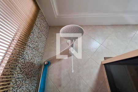 Casa à venda com 320m², 4 quartos e 3 vagas Casa à venda com 320m², 4 quartos e 3 vagasBanheiro Social