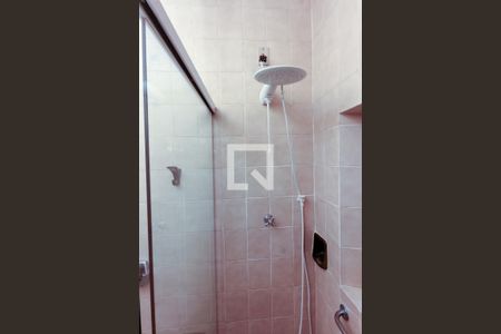 Casa à venda com 400m², 5 quartos e 5 vagasBanheiro Suíte 1