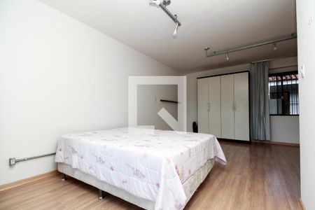 Casa à venda com 400m², 5 quartos e 5 vagasSuíte 1