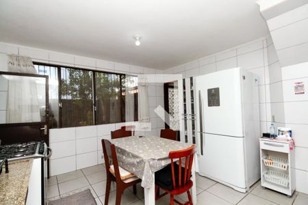 Casa à venda com 400m², 5 quartos e 5 vagasCozinha