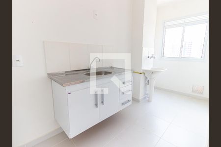 Apartamento para alugar com 47m², 2 quartos e 1 vaga Apartamento para alugar com 47m², 2 quartos e 1 vagaCozinha e Área de Serviço