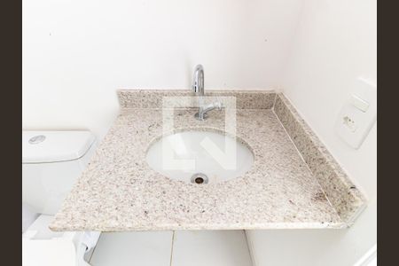 Apartamento para alugar com 47m², 2 quartos e 1 vaga Apartamento para alugar com 47m², 2 quartos e 1 vagaBanheiro