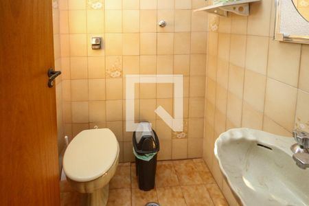 Casa à venda com 249m², 6 quartos e 1 vaga Casa à venda com 249m², 6 quartos e 1 vagaBanheiro Social casa 02