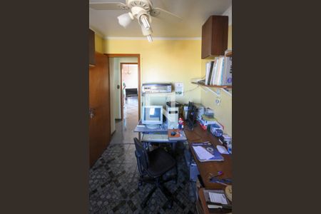 Casa à venda com 249m², 6 quartos e 1 vaga Casa à venda com 249m², 6 quartos e 1 vagaQuarto 04 casa 02